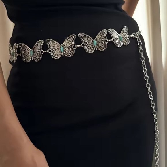 Anthropologie Accessories - Vintage Silver Butterfly Chain Belt